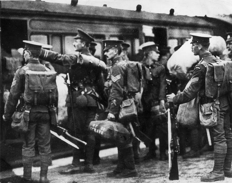 British troops leaving the Curragh August 1914 (John Henderson)